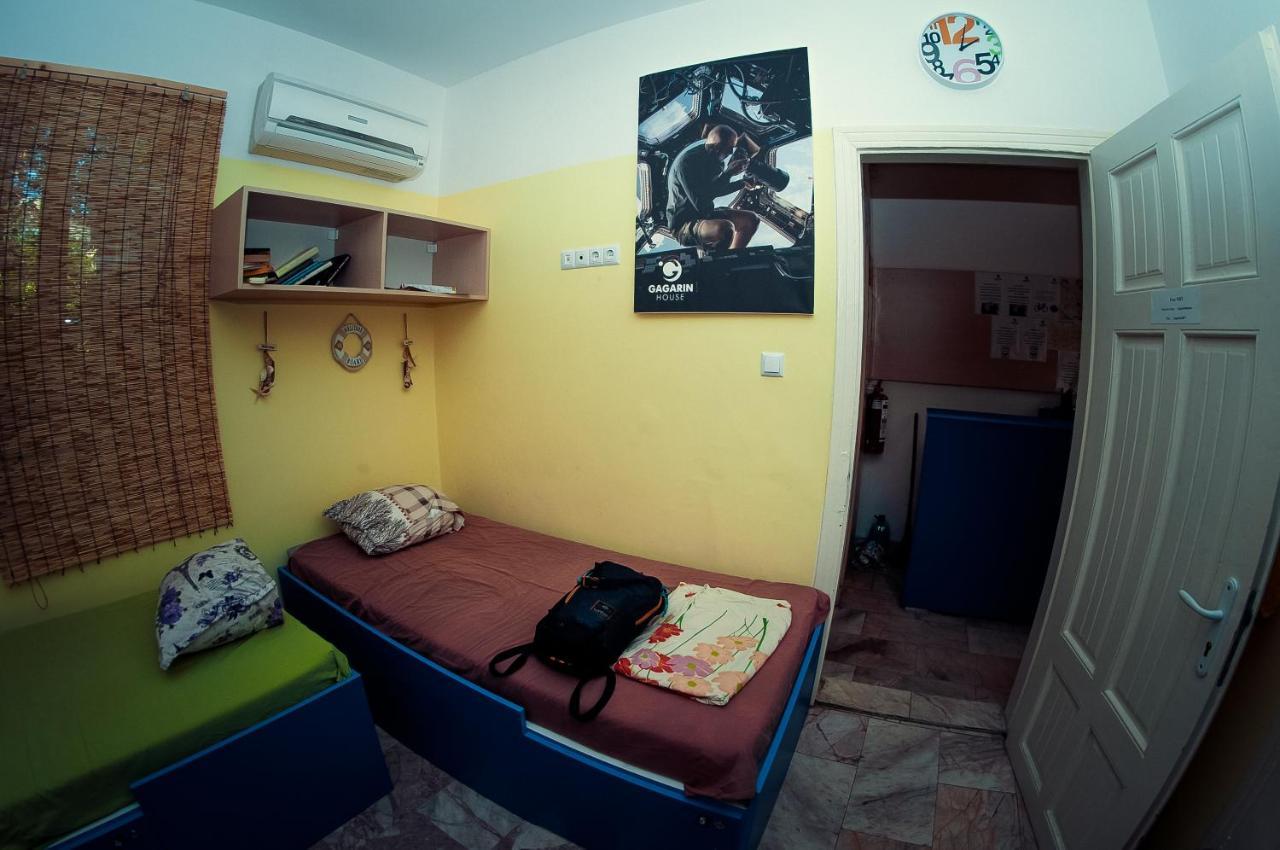 Gagarin House Hostel Varna Luaran gambar